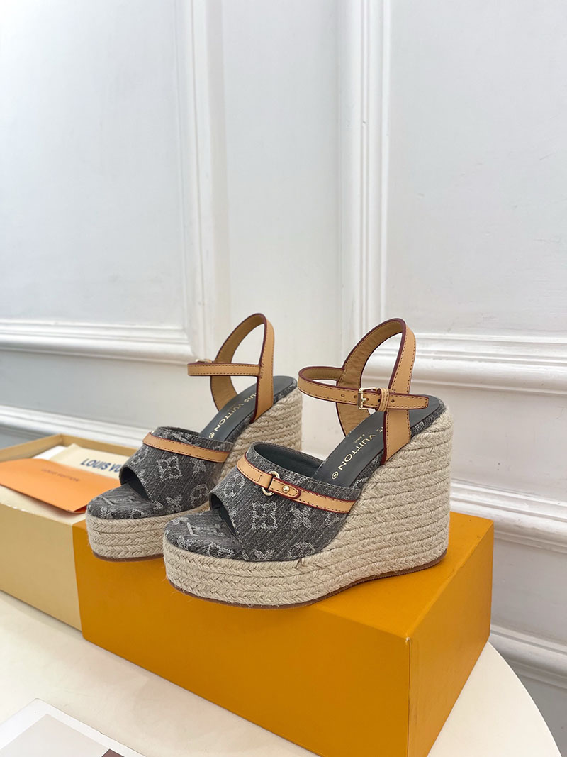 ルイヴィトン 靴 LV サンダル&エスパドリーユ 2025 新作 レディース靴 lv303403 グレー N品 サンダル レディース 人気 40代 - 画像 (8)