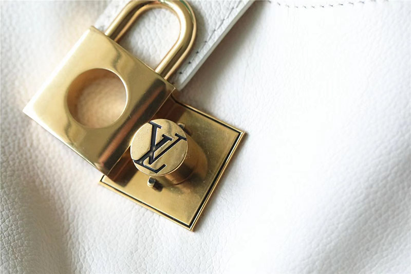 LOUIS VUITTON ロウキー・ショルダーバッグ M24990 Low Key Shoulder Bag Low Key 超N品 - 画像 (2)