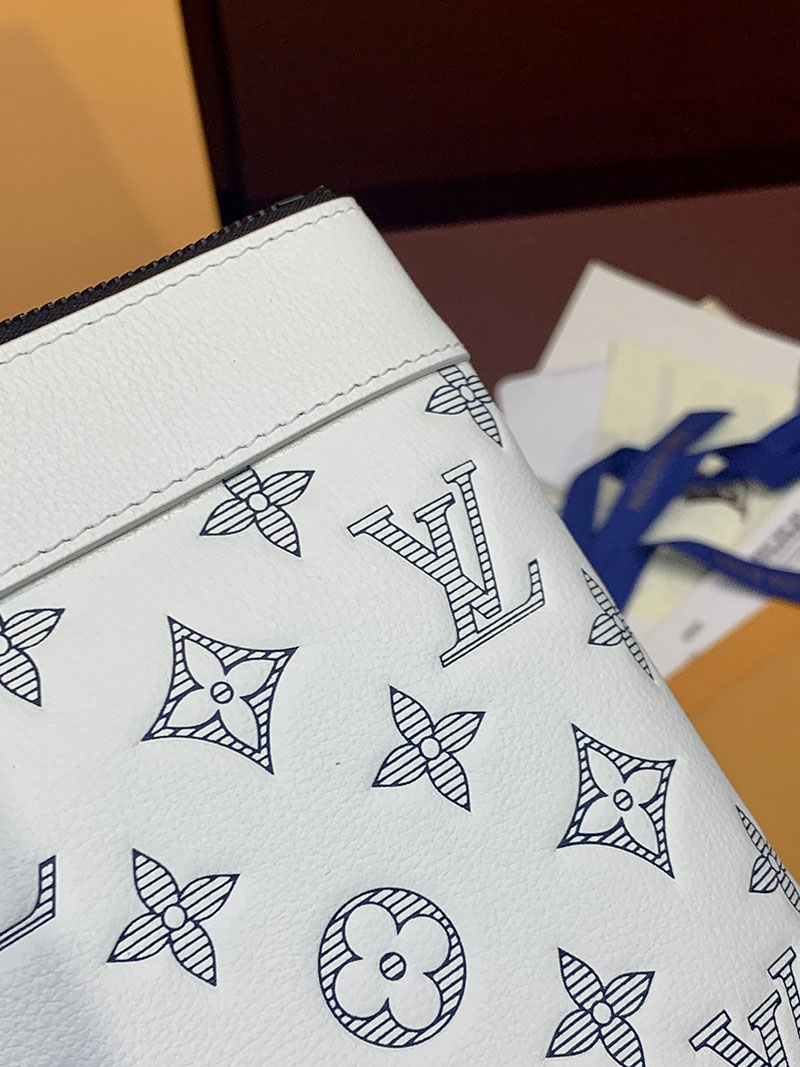 LOUIS VUITTON ポシェット・トゥ・ゴー G65 M14914 サンド モノグラム・シャドウ 超N品 - 画像 (4)