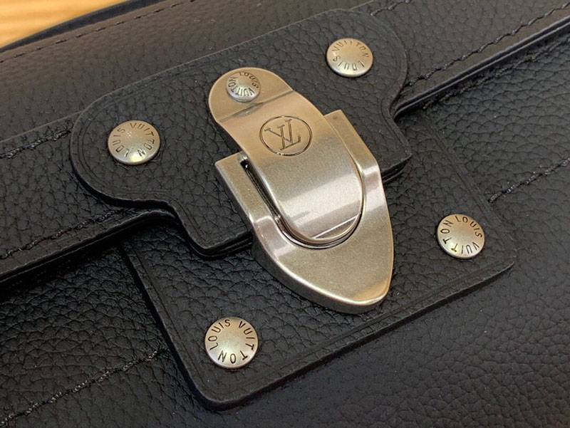 LOUIS VUITTON ハンドバッグ LV コロラド・カーフレザー ソウル・トランク EW M11615 2WAY 黒 ブラック - 画像 (6)