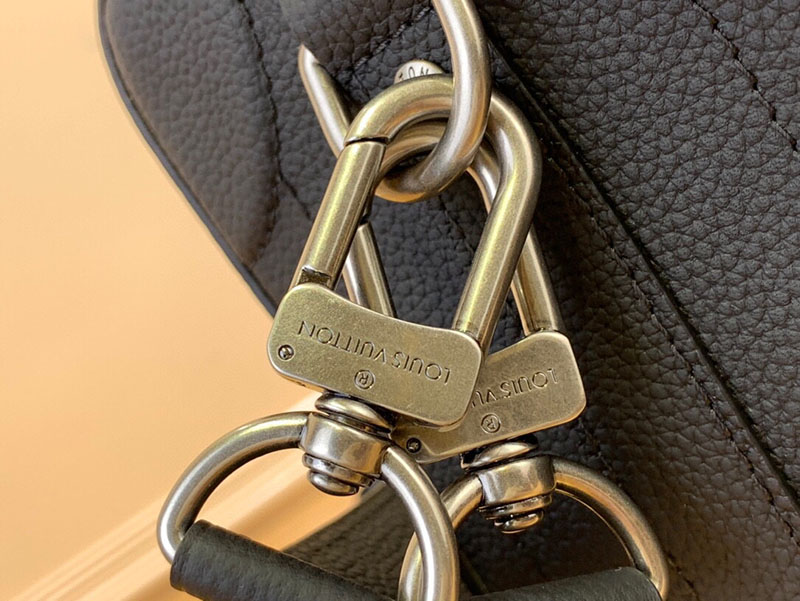 LOUIS VUITTON ハンドバッグ LV コロラド・カーフレザー ソウル・トランク EW M11615 2WAY 黒 ブラック - 画像 (5)