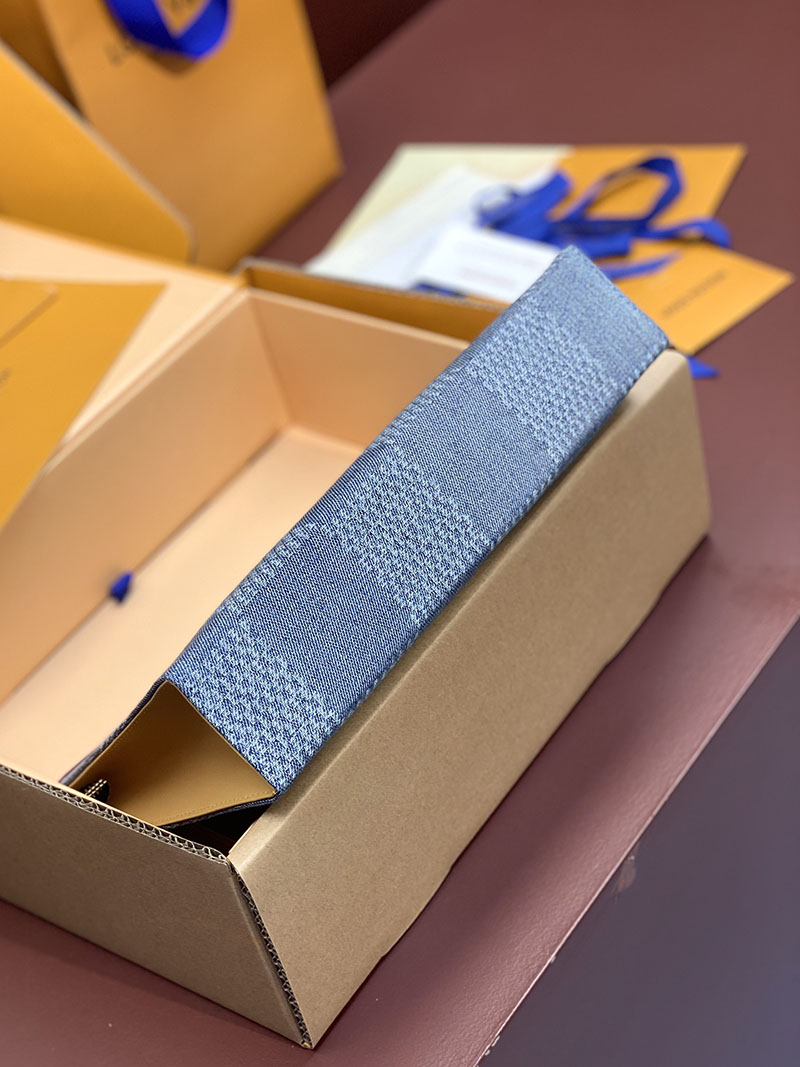 ルイヴィトン アウトレット 店舗 LOUIS VUITTON ポシェット・ヴォワヤージュ MM lv301814 ルイヴィトン モノグラムデニム バッグ - 画像 (5)