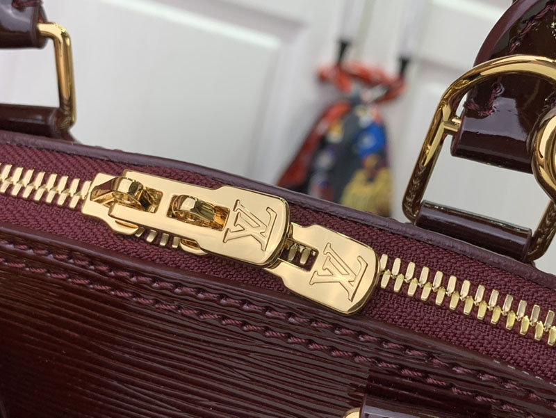 ルイヴィトン アウトレット 店舗 LOUIS VUITTON アルマ BB エピ エレガントベージュ lv301889 ルイヴィトン エピ バッグ 人気 - 画像 (4)