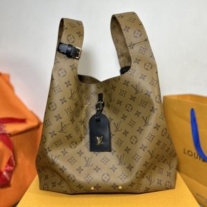 ルイヴィトン バケツ 定価