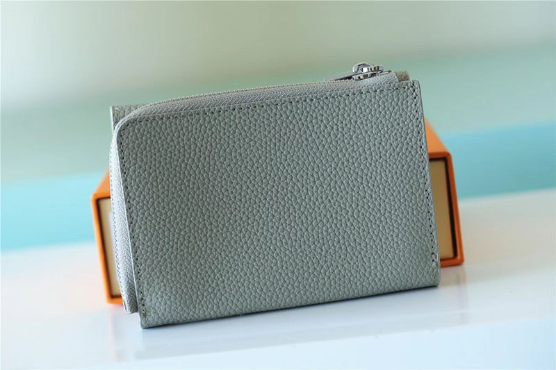 ルイヴィトン アウトレット 店舗 LOUIS VUITTON LV AEROGRAM ポルトフォイユ・パイロット スカイ lv302012 ルイヴィトン 財布 三つ折り 人気 - 画像 (9)