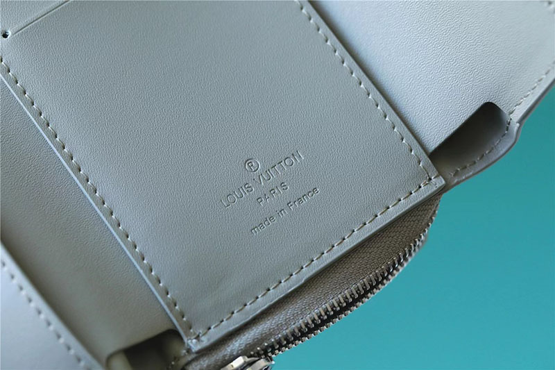 ルイヴィトン アウトレット 店舗 LOUIS VUITTON LV AEROGRAM ポルトフォイユ・パイロット スカイ lv302012 ルイヴィトン 財布 三つ折り 人気 - 画像 (2)