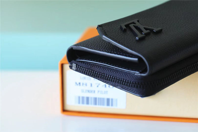 ルイヴィトン アウトレット 店舗 LOUIS VUITTON LV AEROGRAM ポルトフォイユ・パイロット スカイ M81740 ルイヴィトン 財布 二つ折り 小銭入れあり - 画像 (7)