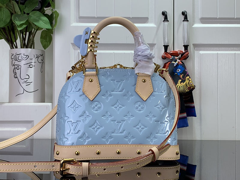 ルイヴィトン並行輸入品 LOUIS VUITTON アルマ BB ブルー モノグラムヴェルニ lv301944 ルイヴィトン ヴェルニ バッグ - 画像 (8)