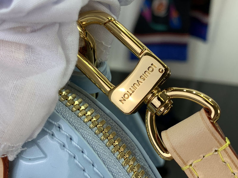 ルイヴィトン並行輸入品 LOUIS VUITTON アルマ BB ブルー モノグラムヴェルニ lv301944 ルイヴィトン ヴェルニ バッグ - 画像 (4)
