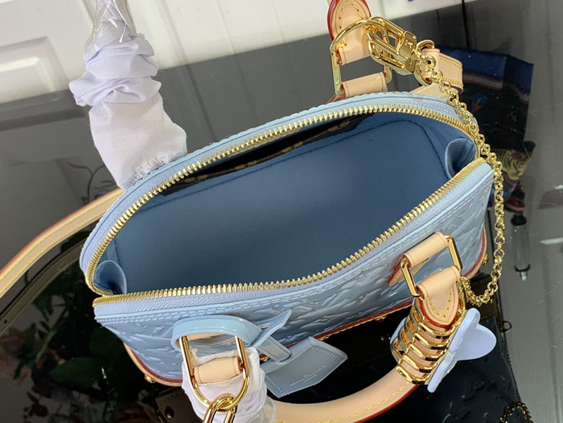 ルイヴィトン並行輸入品 LOUIS VUITTON アルマ BB ブルー モノグラムヴェルニ lv301944 ルイヴィトン ヴェルニ バッグ - 画像 (3)
