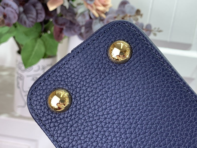 ルイヴィトン並行輸入品 LOUIS VUITTON カプシーヌ BB ネイビー ブルー トリヨンレザー lv301953 ヴィトン カプシーヌ 値段 - 画像 (4)