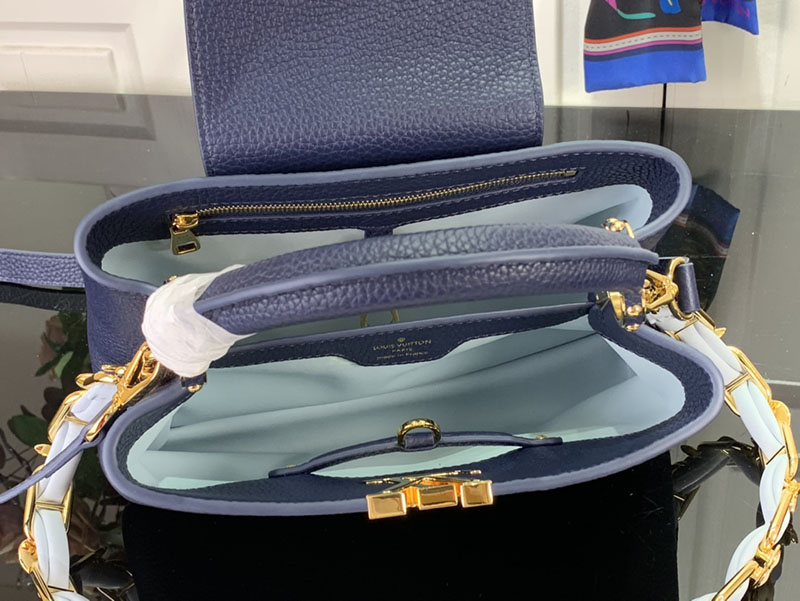 ルイヴィトン並行輸入品 LOUIS VUITTON カプシーヌ BB ネイビー ブルー トリヨンレザー lv301953 ヴィトン カプシーヌ 値段 - 画像 (3)