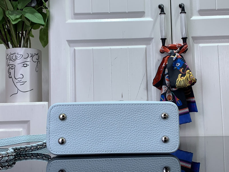 ルイヴィトン並行輸入品 LOUIS VUITTON カプシーヌ ミニ キャンディ ブルー トリヨンレザー lv301957 ルイヴィトン ミニバッグ 安い - 画像 (7)