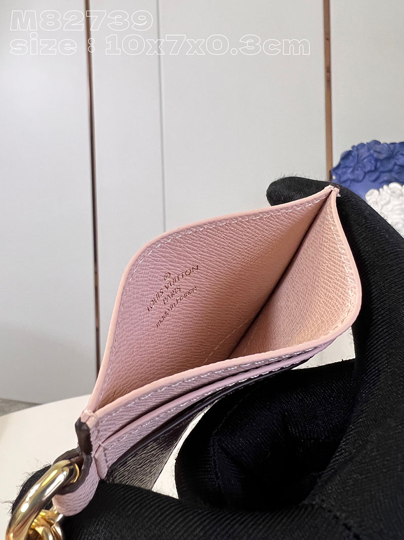 ルイヴィトン並行輸入品 LOUIS VUITTON ポルト カルト・LV チャーム マシュマロ モノグラム M82739 ルイヴィトン カードケース 人気 - 画像 (3)