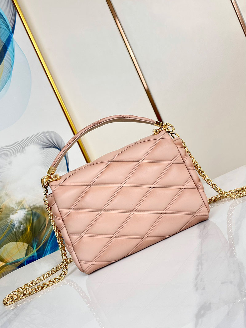ルイヴィトン並行輸入品 LOUIS VUITTON GO-14 MM ベージュ ラムレザー M82752 斜 めがけ バッグ レディース ルイヴィトン バッグ 人気順 - 画像 (8)