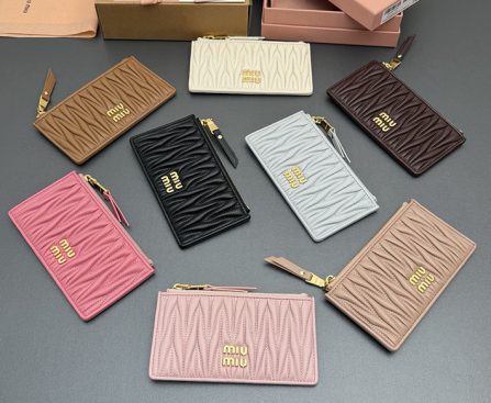 miumiu カードケース アウトレット