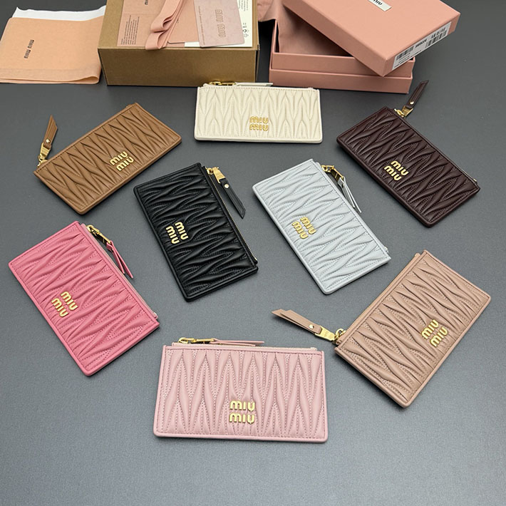 miumiu カードケース アウトレット